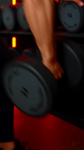 FOGO GYM on Instagram: "🔥期間限定スペシャルキャンペーン中🔥 ※かなりお得な料金設定です！！ 🔥最高な空間で最高のボディメイク🔥 📍北谷アメリカンヴィレッジ 🏋🏽テクノジムマシーン完備 ☑️ シャワー有り ☑️ 無料駐車場有り (満車の場合は、イオン前) 🔥ビジター (9:00 am to 21:00 pm) (土・日：12:00 - 21:00) ¥3,300 (税込) 🔥月額 会員資格 (24時間) ¥11,000 (税込) ※お支払い方法:クレジットカード、デビットカードのみ 🔥年間 会員資格 (24時間) ¥121,000 (税込) 1ヶ月 約¥10,083 ⬇️ GYM and GOLF PLAN (24時間) ※ゴルフは1日2時間のみ 🔥月額 会員資格 ¥16,500 (税込) 🔥年間 会員資格 ¥181,500 (税込) 1ヶ月 約¥15,400 初回登録手数料¥5,500 (税込) FOGO GYMを通して、日々の生活の質を高めてみませんか? 🔥 ———————————————— ✨ Limited ti