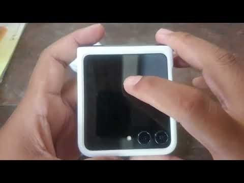 SAMSUNG Galaxy Z Flip 5: How to turn on or off Data roaming