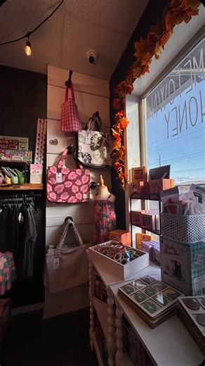 It’s giving “how’d that get in there??” But also, I’m not taking it out 🤷🏻‍♀️ Stop by and shop with us to see what all the magic is about ✨✨ #hometownhoneyhawaii #explore #shoplocalhawaii🌺 | Hometown Honey