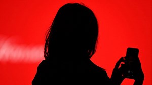 Panicked call from a relative could be scammers cloning their voice, FTC warns