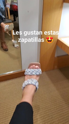 1.7M views · 10K reactions | Esta zapatillas estan bellas pero el precio me asusto un poco y Sali como  de la tienda #reels #kiaraskynails #facebookreels #acrylicnails #trend #hair #beauty #haircut #hairstyles #notpolish | Marisol Beauty Tutorials | Facebook