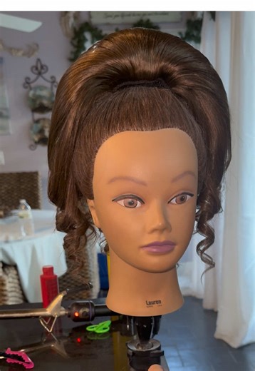 Competition days are hectic—Full-Out hair isn’t.💁🏽‍♀️ #cheermomsoftiktok #CompetitionDay #CheerHair #FullOutHair #CheerLife