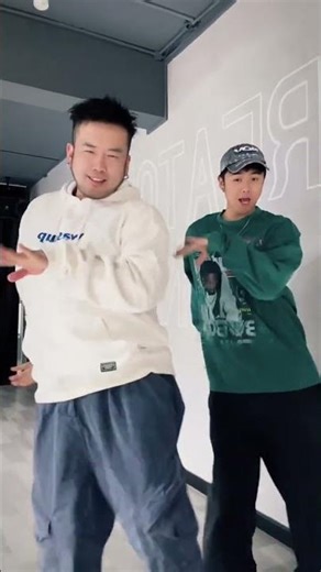 Gua Dan Shake: Emotional Journey of a Dancer | Kai Ye & Dong Ge Performance