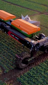 51K views · 415 reactions | That’s output on another level with 2 x ZG-TS 10 spreaders mounted on a Nexat System  | Farmhand LTD | Facebook