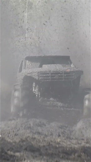 Mega Truck Madness - Fastrax USA