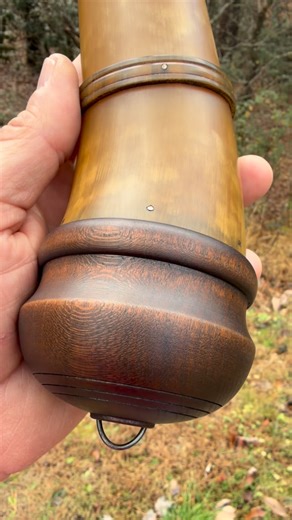Here’s a closer look at the southern banded horn from Wednesday’s post. Simple and clean. Have a good one and as always… Keep the Fire Burning!🔥 #hornandfiber #powderhorn #southernbandedhorn #functionalart #blackpowder #muzzleloading | Horn and Fiber