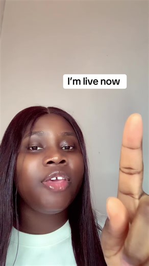 QUEEN ZOE (@queenzoe_backup)’s video of im live right now