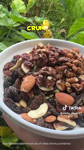 Discover Delicious Mixed Nuts for Heart and Brain Health