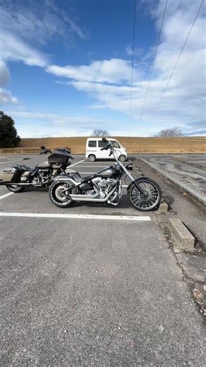 クラフティーズ | #試乗 #ブレイクアウト #ロードグライド #ハーレー #138タワー | Instagram