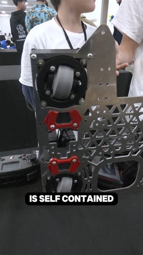 Differential Swerve | GATR2 VEXU | Robot Rundown William from VEXU team GATR2 showcases their differential swerve drivetrain, built with four self-contained drive pods. Learn how their compass-based control and bevel-gear pod design come together to deliver smooth, precise motion in this Robot Rundown. #pushbackrobot #vexpushback #vrcpushback #funroboticsnetwork #roboticschallenge #robot #robotics #roboticsengineering #vexrobotics Kettering University GATR Vex | FUN RECF