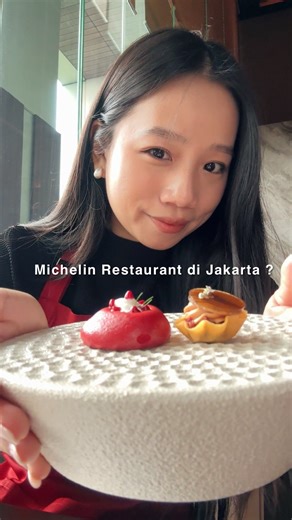 Riny 🦦 on Instagram: "Maybe this is the closest we can get to a Michelin guide restaurant ✨ 📍The Crown by Kirk Westaway Fairmont Jakarta"