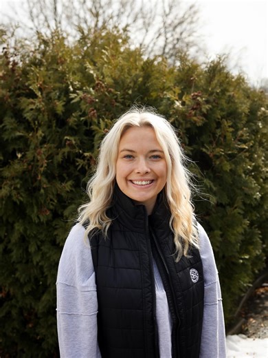 BentOakGolf | Thursday Team Member Highlight: Niya Position - Event Coordinator/ Member Connoisseur of Bent Oak and Black Squirrel Best Golf Score... | Instagram