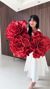 2.7M views · 90K reactions | Tutorial de Rosas Gigantes❤️ #rosasgigantes #tutorial #decoracion #diy #hogar #rosas #manualidades | Carolina Rincon Figueroa | Facebook