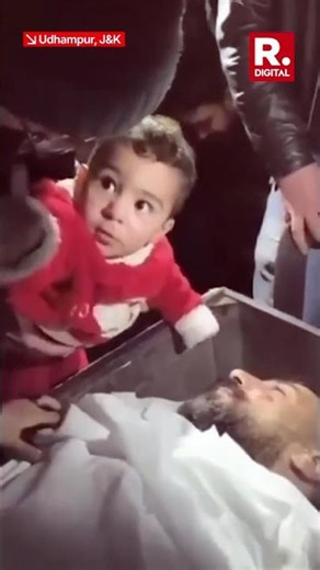 Heartbreaking Moment as Martyred Jawan’s Toddler Cries 'Papa'