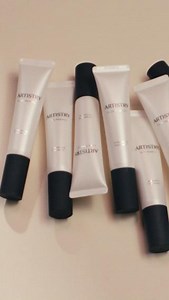 Beauty knows no bounds! 🙌 Artistry Ever Perfect Longwear Foundation shades are made to match a world of unique skin tones 😍 Find the one that feels like you 😊 Have you found your perfect match yet? 🤎 | Artistry Europe