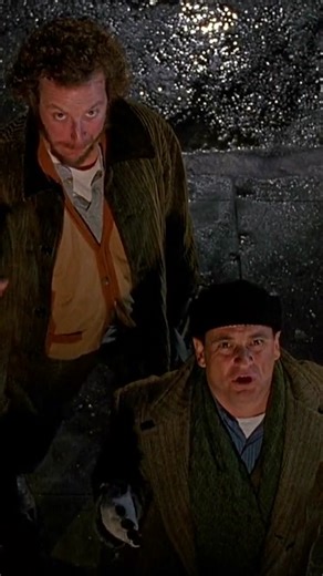 direct hit! #HomeAlone2 #Nostalgia