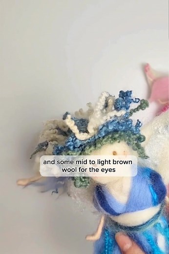 🎄 Ready to kick off the Christmas crafting season? These little fairy tree toppers are irresistible with their rosy cheeks, snub noses, and freckles. They’re easy to make, can be adapted to any colour theme, and best of all, you’ll bring them out year after year. ⬇️ Link to make your own is in the comments if you fancy joining me for a bit of festive felting! . . . #TheFeltHub #NeedleFelting #ChristmasCrafts #HandmadeChristmas #FeltFairies #craftastherapy #christmasdecor #christmascrafts | Linc