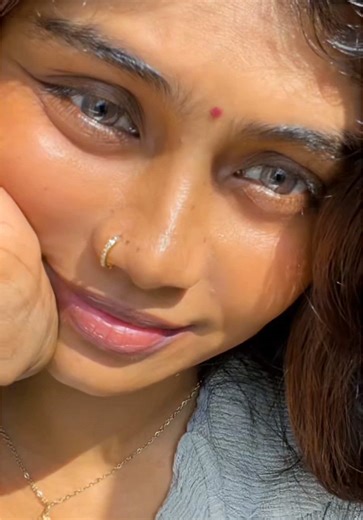 🧎🏽‍♀️🫵🏽 #CapCut #browngirls #browngirlcore #tamil