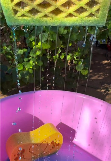 NEW TO ME, NEW YEARS COLLAB YEAR 2 🎉 by the beautiful & amazing @Blissful Sudz🫧!! 🩷 Sooo late but I made ittt, thank you so much for inviting me once again babe, to many more years of this collab hehe!! 🥂 - New to me product - Carisma Powder 💛 - My friends had been telling me how goooood Carisma is so I bought a bag from @Faithcreations (sponges are also from her) and decided to try it for this collab and let me just say that all the rave about it was trueeeee 🤤🤤🤤🤤 I’m obsesseddd!! Now 