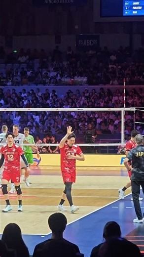 Nishimoto Couldn't Hold It In 😂 | VNL #Volleyball #VNL #FIVB
