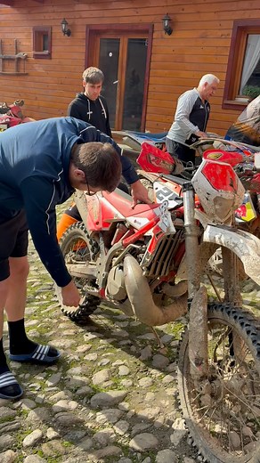 Morning vibes @hard_enduro_tours #enduro #guidedtours #adventure #neverstopexploring #hardendurotours #endurosibiu | Hard Enduro Tours