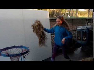 Hay net filler demonstration