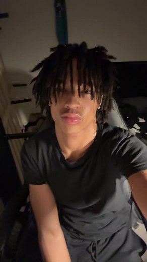 Light Skin Dread Heads: Trendy Hairstyles for 2022