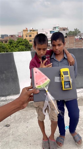 Let’s spread some Love 🥹🥰 #help #funny # #funny #humanity #trending #gift #shortvideo