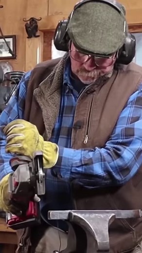 36K views · 558 reactions | Unleash your inner blacksmith! Let's craft andirons together.  #DIYForge #CraftingDreams #Reels | Black Bear Forge | Facebook