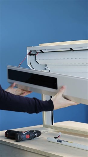 Tutorial: Changing the battery of a solar-powered roller shutter ☀️ | Voletshop Customer Service