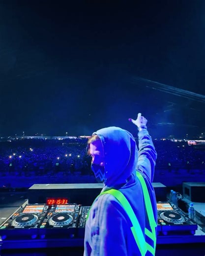 10K views · 22K reactions | Alan Walker on Reels | Facebook