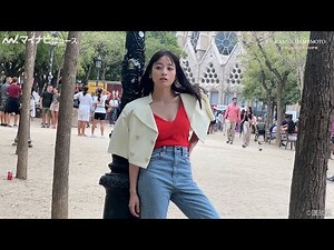 橋本環奈、スペインの街角でクールにポージング 撮影の合間に見せる笑顔や大人っぽいドレス姿にも注目 3rd写真集『カレイドスコープ』イメージ動画公開