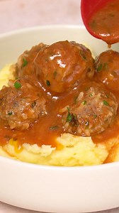 1.3M views · 8.6K reactions |  Old fashioned, hearty, and the kind of dinner that feels like home. Recipe link in comments  | JoCooks | Facebook