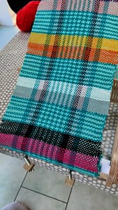 885 reactions · 27 shares | The first scarf off the rigid heddle loom for a new weaver. We never tire of seeing the excitement of a new weaver when they unravel their first scarf. If you would like to learn to weave then we have details of our workshops on our website. #learntoweave #weavingworkshop #creativeday #weaveascarf #wovenscarf #rigidheddleweaving | TabbyandTweed | Facebook