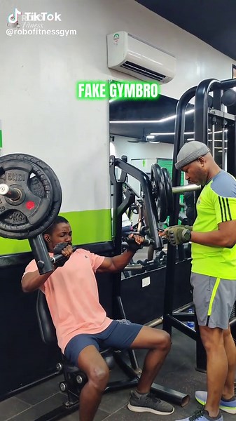 Choose to be a real GYMBRO. Let's gain together! 💪😎 . @thor_to_the_world @joachimisoje • • • #robofitnessgym #Robofitfam #gymlife #FitFam #gym #gymbro #gymrat #gymhumor #gymcomedy #real #lagosgym #gbagadagym