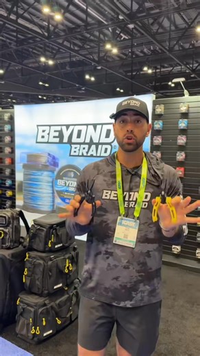 When you’re on the water, fumbling for tools slows you down — and fish don’t wait. The Beyond Fishing 7″ Quick Rig Pliers give you one tool that cuts line clean, handles split rings, pulls hooks, and even crimps tackle. Built from corrosion‑resistant stainless steel with a spring‑loaded grip, they’re easy to use with one hand — even when it’s wet or you’re wearing gloves. ✔️ Clean cuts on braid, mono, fluorocarbon, and wire ✔️ Split ring tip hook‑pulling hole for faster rig changes ✔️ Comfortabl