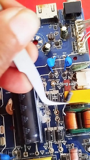 12K views · 122 reactions | #diode #componen #rells #fblifestyle #Electronics #solutions #Repair #SolderingTips #desoldering #CircuitGuide #capacitor #potentiometer | Sugeng Elko | Facebook