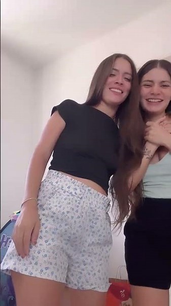 Two girl fart 💨🤣 #shorts