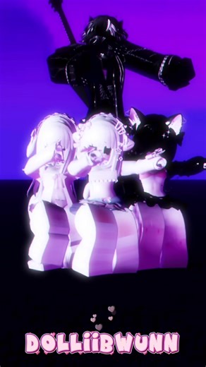 Cover of the Year: A Cute Gamer Girl Performance