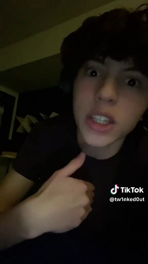 So I’m a genius #gaccent #zesty #english #genuis #fyp | speaking english