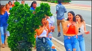 176K views · 39 shares | Fredspecialtelevision Scared some GATORS VS...