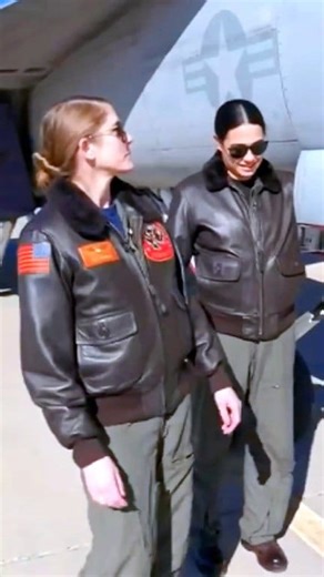 The first female US pilot in action #femalepilot #womenpilot #pilot #usaf #f35 #f22 #f16 #f15 #military #fighter #viralvideoreels #vibe #viralposts #viralreelsfacebook #viralvideosjedi #bestchallenge #avgeek #foryou #foryoupagе | Paulina Aviation