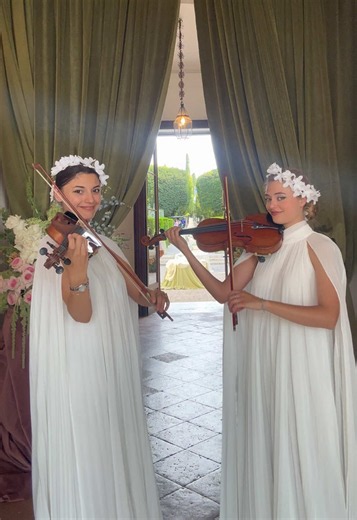 Pachelbel Canon in D violin duet with Soraya — serene performance