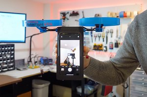 Inventor Creates DroneCase, a Smartphone Case That Actually Flies
