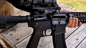 【军火展示】M4A1突击步枪