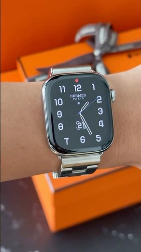 Apple Watch Hermés Series 10 with Satiné Grand H strap 🔥