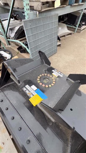 2.7K views · 38 reactions | Baby, you can have whatever you like ❤️ 懶  Feat. Hydra Grapple, Talon Mount Grabbable Bucket/Broom, Tilt Rotate Bucket & more. … #hydragrapple #hydrabucket #landscapersofinstagram #skidsteer #excavator #hardscapebrotherhood #heavyequipment | CMP Attachments | Facebook