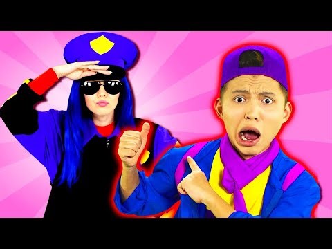 Tickle PoliceGirl 👮‍♂️🚓🚨 + More | Best Kids Songs and Nursery Rhymes | Dominoki