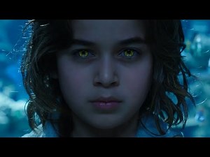 AQUAMAN Boston Aquarium scene and title sequence