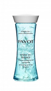 Learn how to apply Hydra 24 Essence or any PAYOT serum to your skin. Enjoy this beauty ritual every day for healthier, more toned skin. | PAYOT